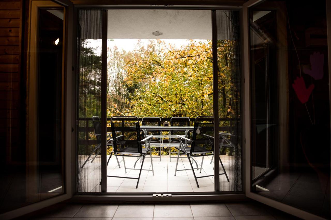 Fenyves Ut 1 Apartment